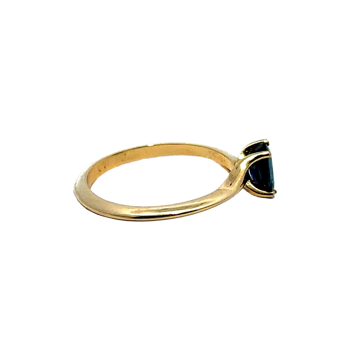 Bague Solitaire en or jaune et saphir