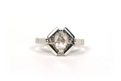 Bague Solitaire en or blanc et diamant