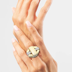 Bague Tank DAVID WEBB en or jaune, émail et diamants