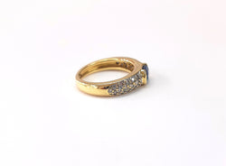 Bague Jonc en or jaune, saphir, et diamants