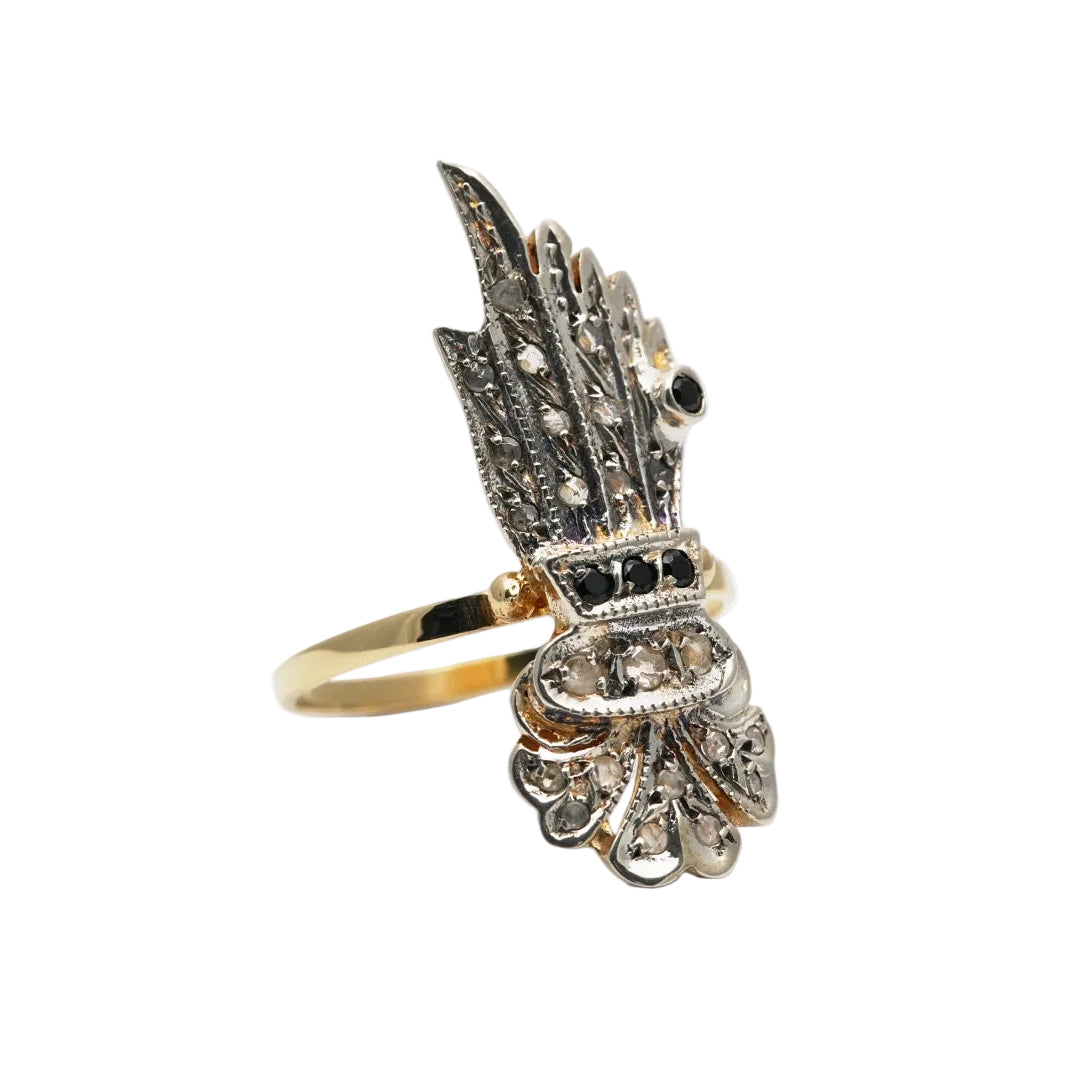 Bague en or jaune, argent, saphirs et diamants