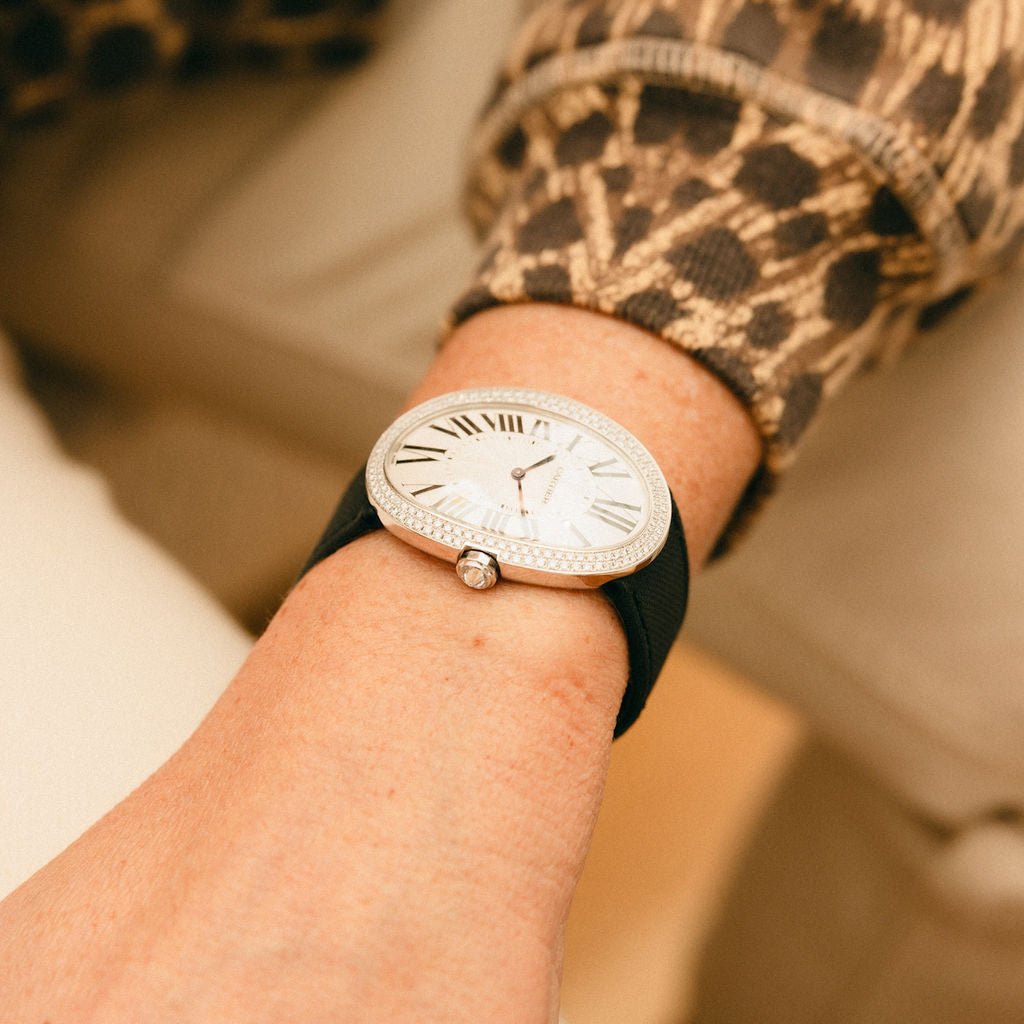 Montre CARTIER "Baignoire" XL en or blanc et diamants