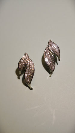 Boucles d'oreilles Clips en or blanc, platine et diamants