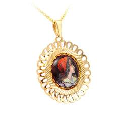 Pendentif en or jaune et émail