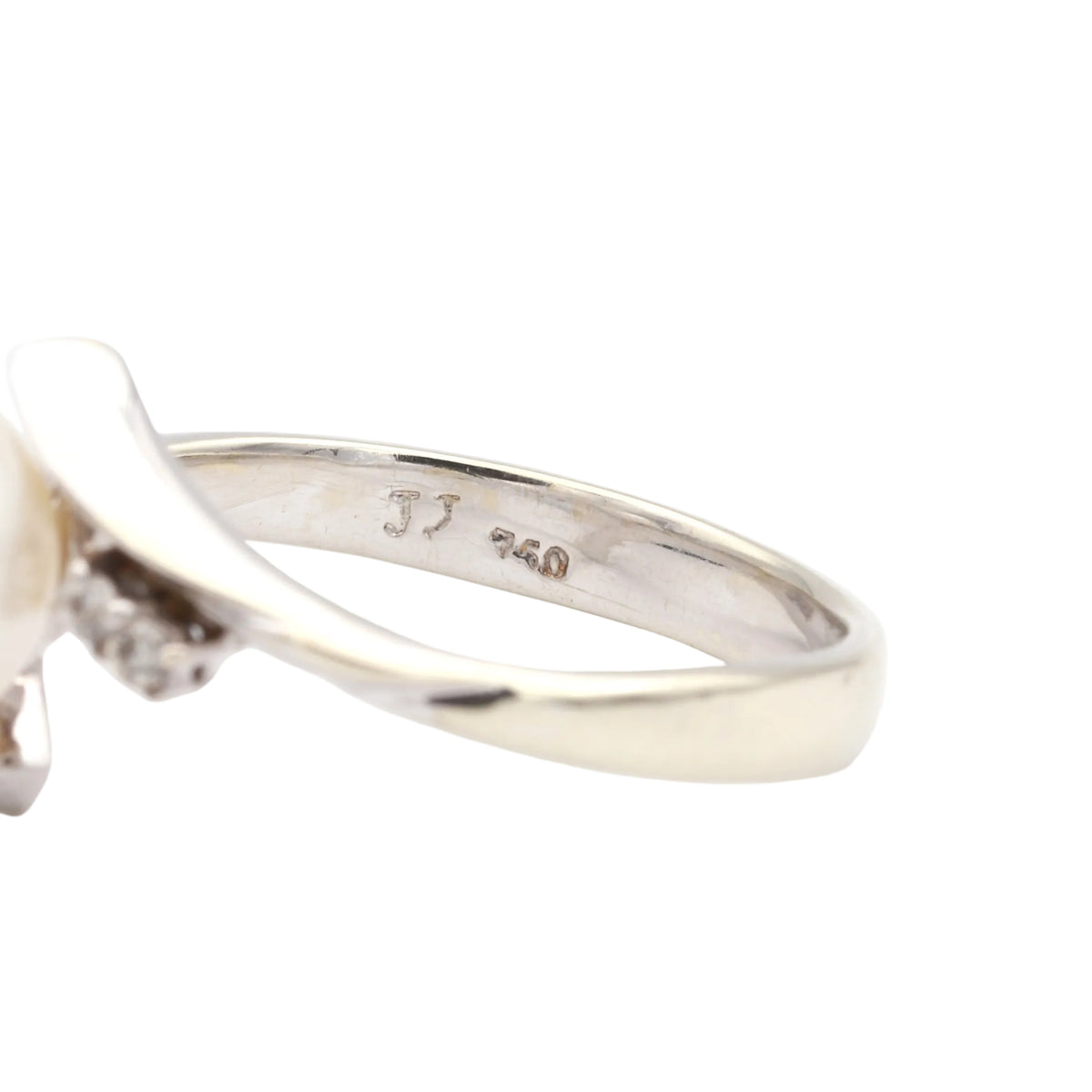 Bague Solitaire en or blanc, perle et diamants