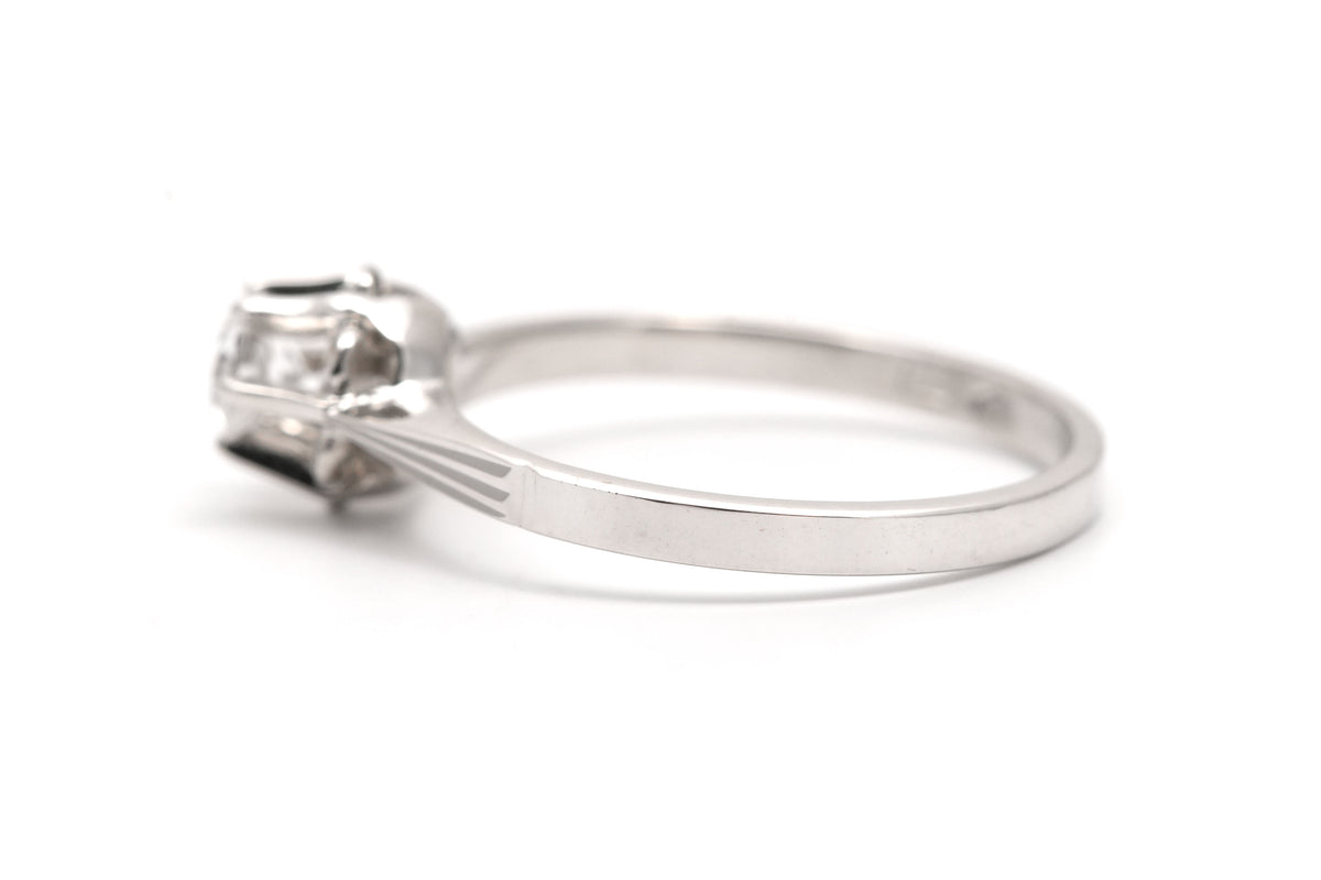 Bague Solitaire en or blanc et saphir