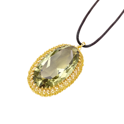 Pendentif en or jaune et prasiolite