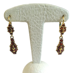 Boucles d'oreilles Dormeuses en or jaune et grenats