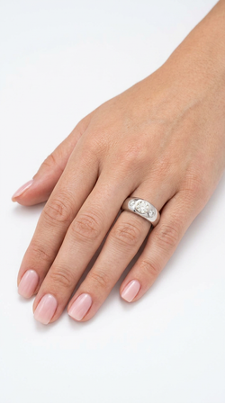 Bague Jonc en platine et diamants