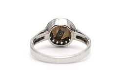 Bague Entourage en or blanc, perle et diamants