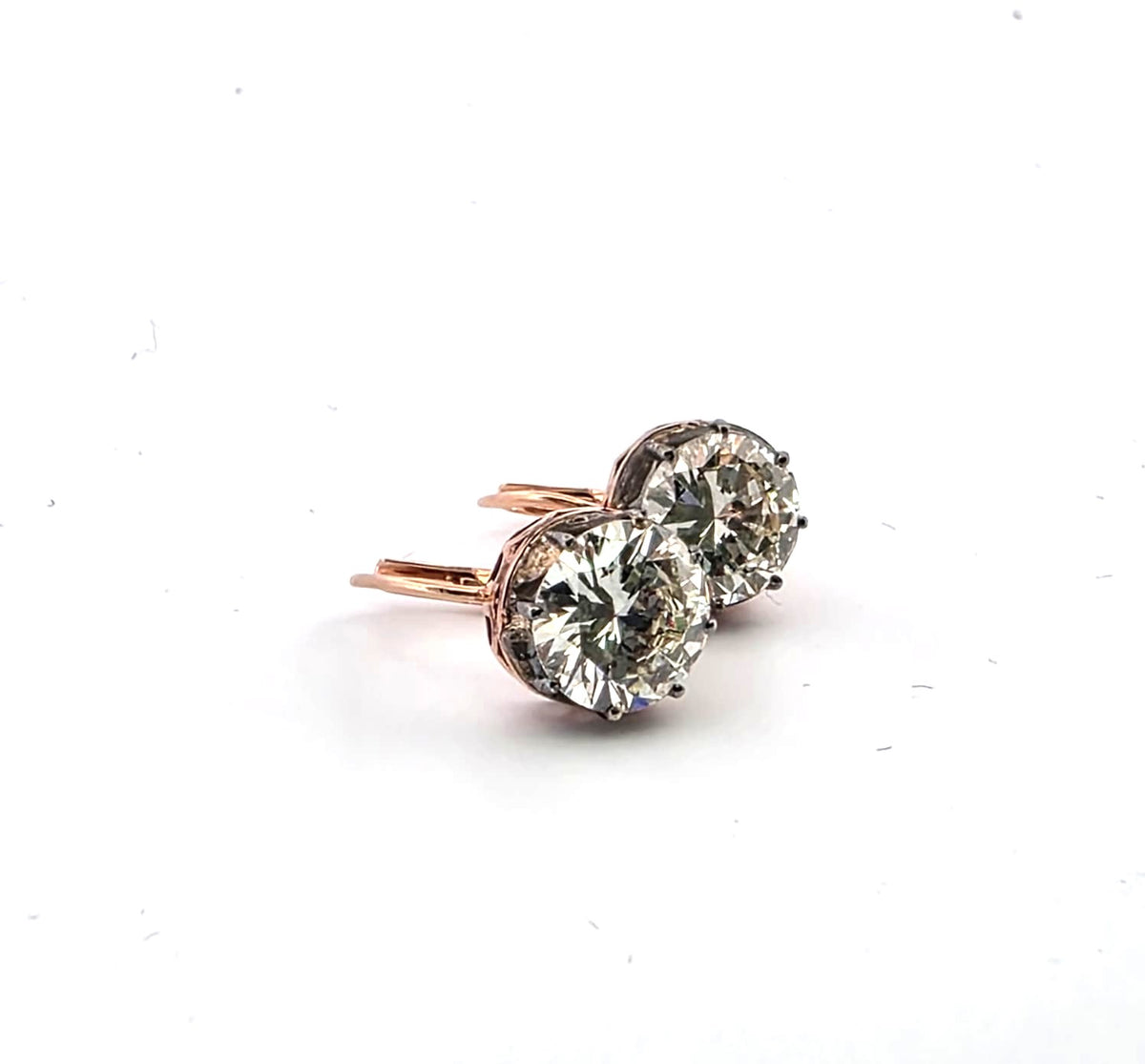 Boucles d'oreilles Dormeuses en or rose, argent et diamants