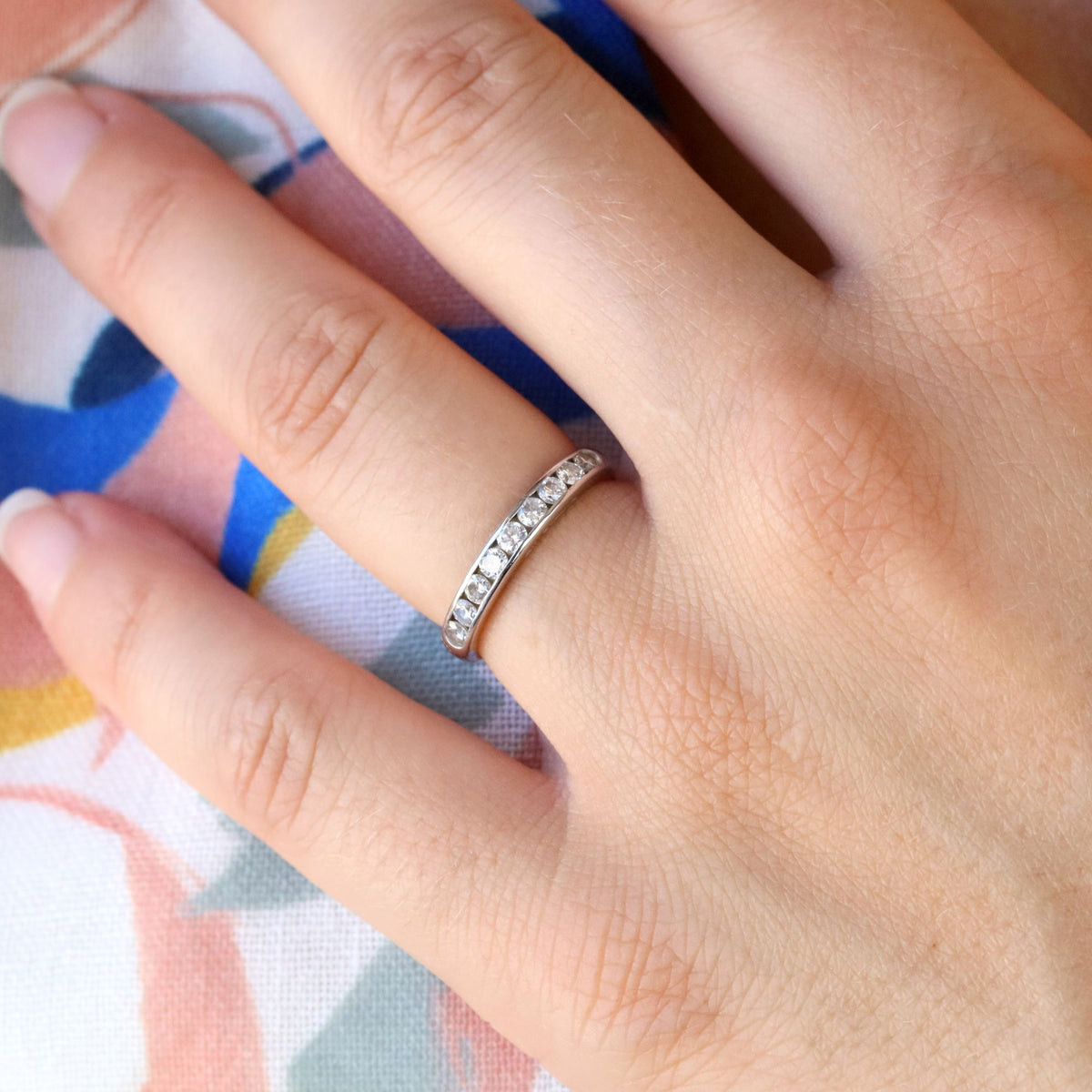 Bague Alliance en or blanc et diamants