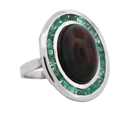 Bague Cocktail en platine, opale et émeraudes