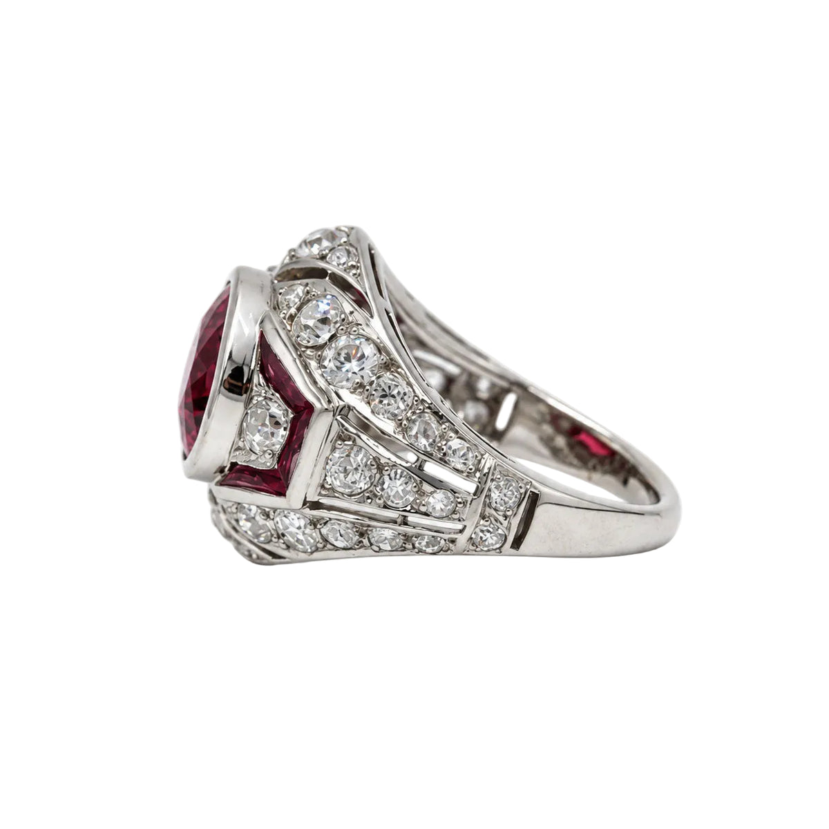 Bague Dôme en platine, tourmaline et diamants