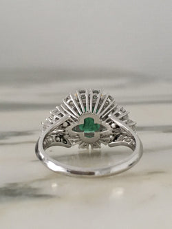 Bague en or blanc, or jaune, émeraude et diamants