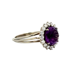 Bague Entourage en or blanc, améthyste et diamants
