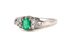 Bague Trilogie en or blanc, émeraude et diamants