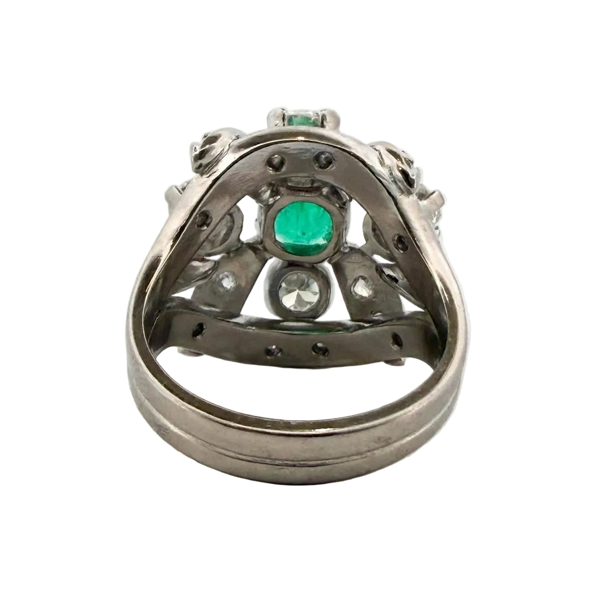 Bague Cocktail en platine, émeraude et diamants