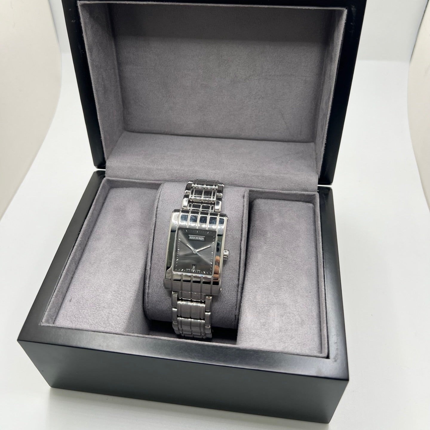 Montre BOUCHERON "Reflet" en acier