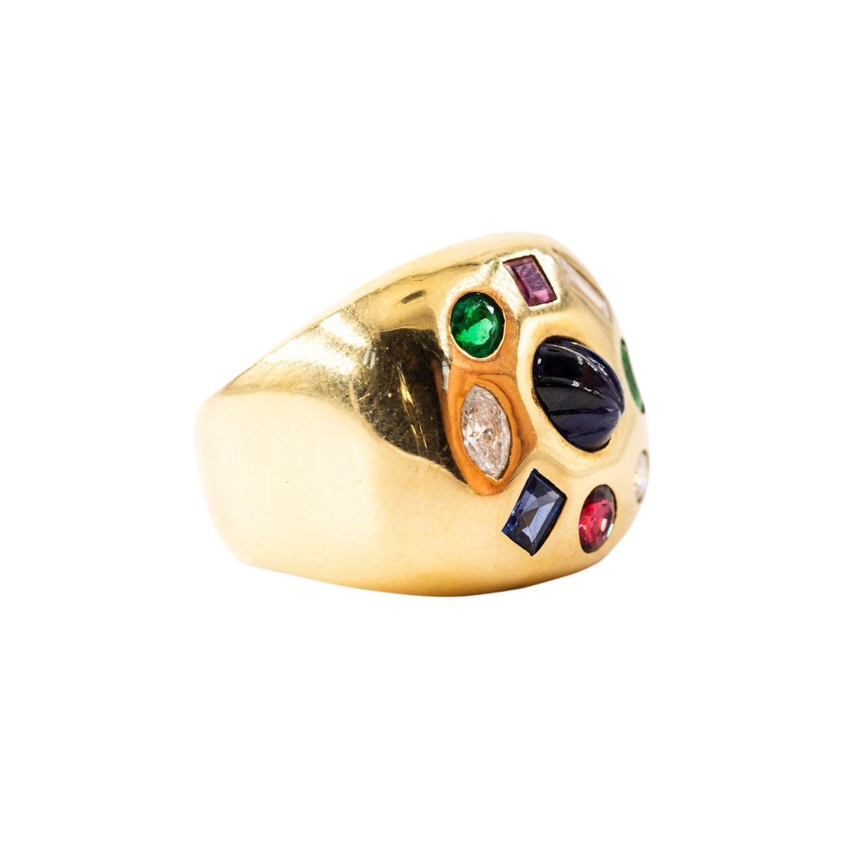 Bague Chevalière en or jaune, émeraudes, rubis, saphirs et diamants