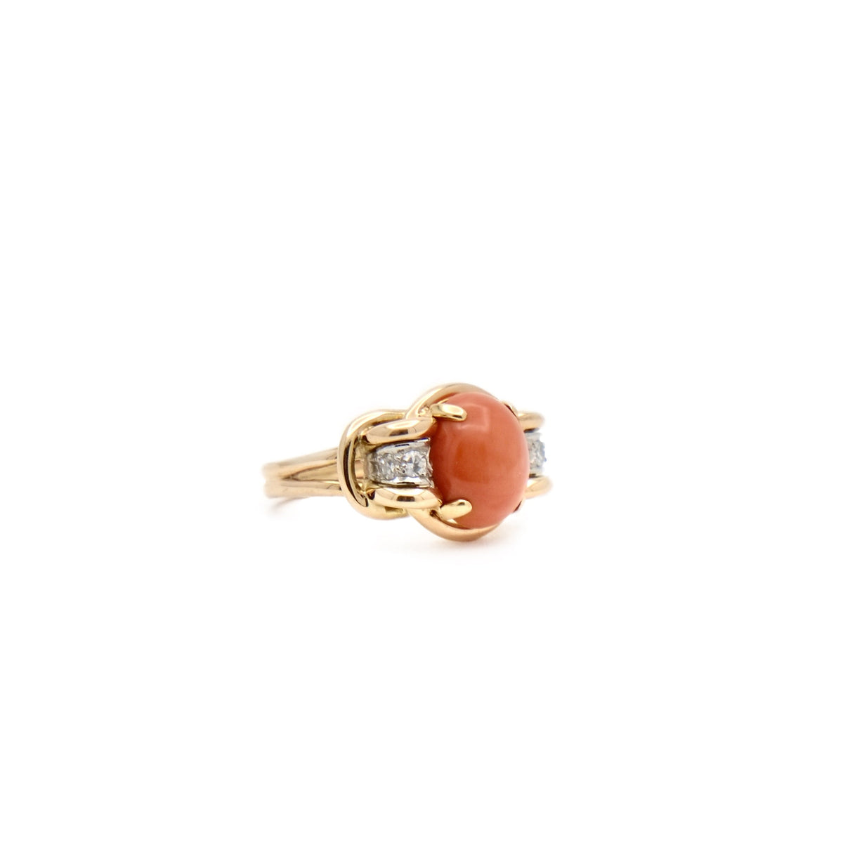 Bague fil d'or corail