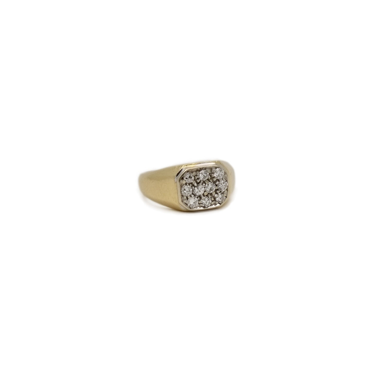 Bague chevalière pavage en or jaune et diamants
