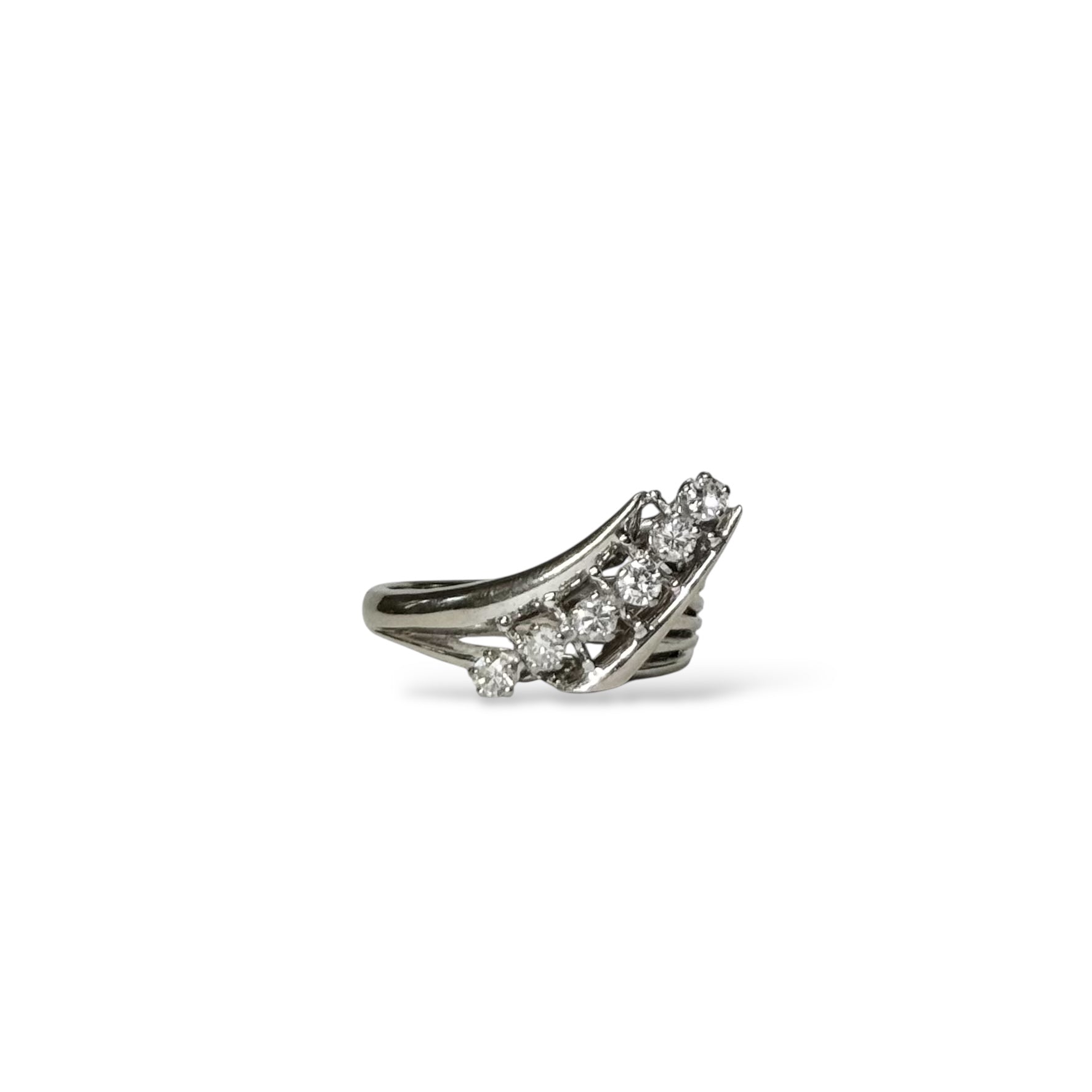 Bague fil asymétrique