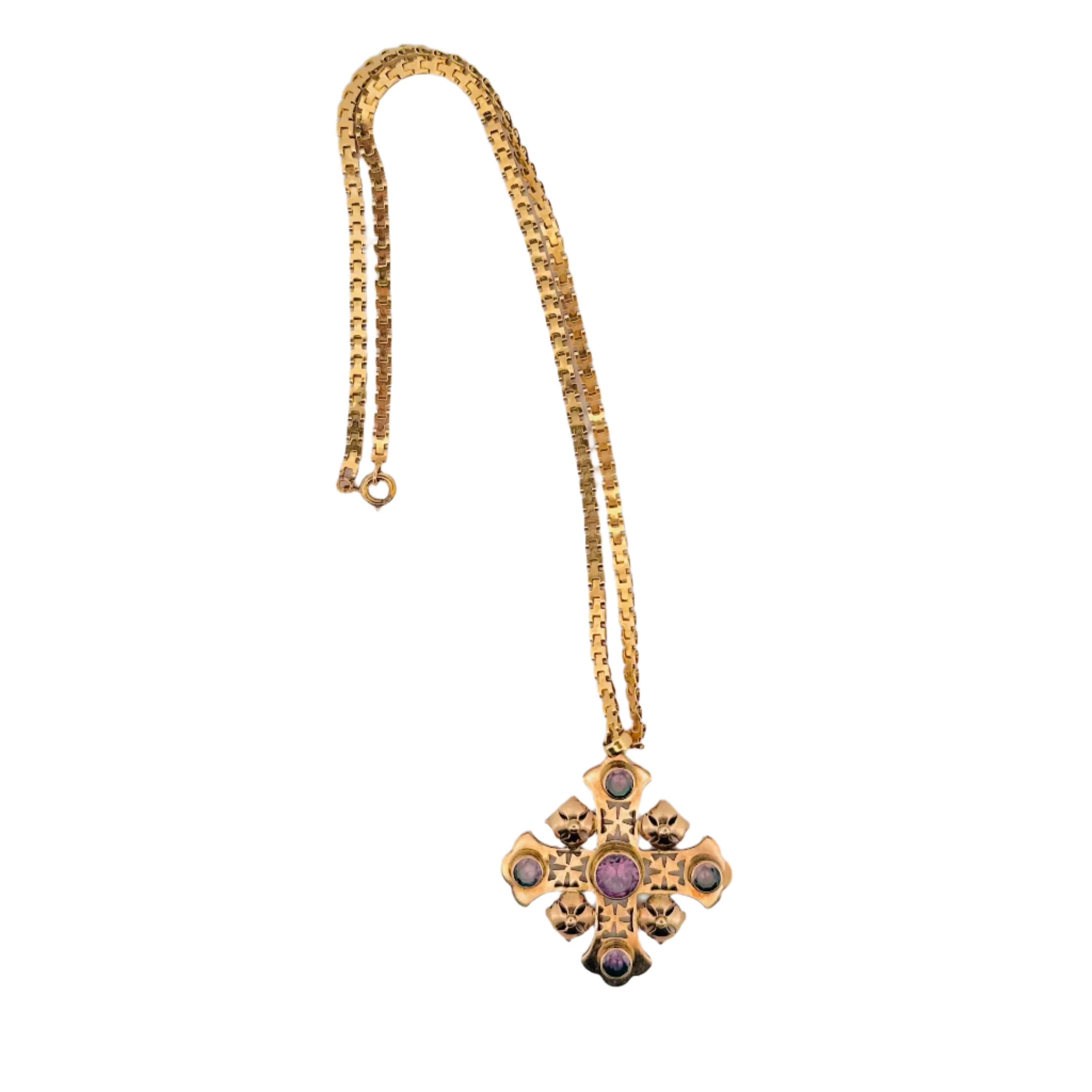 Collier croix en or rose et améthystes