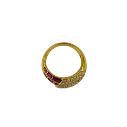 Bague Jonc en or jaune, rubis et diamants