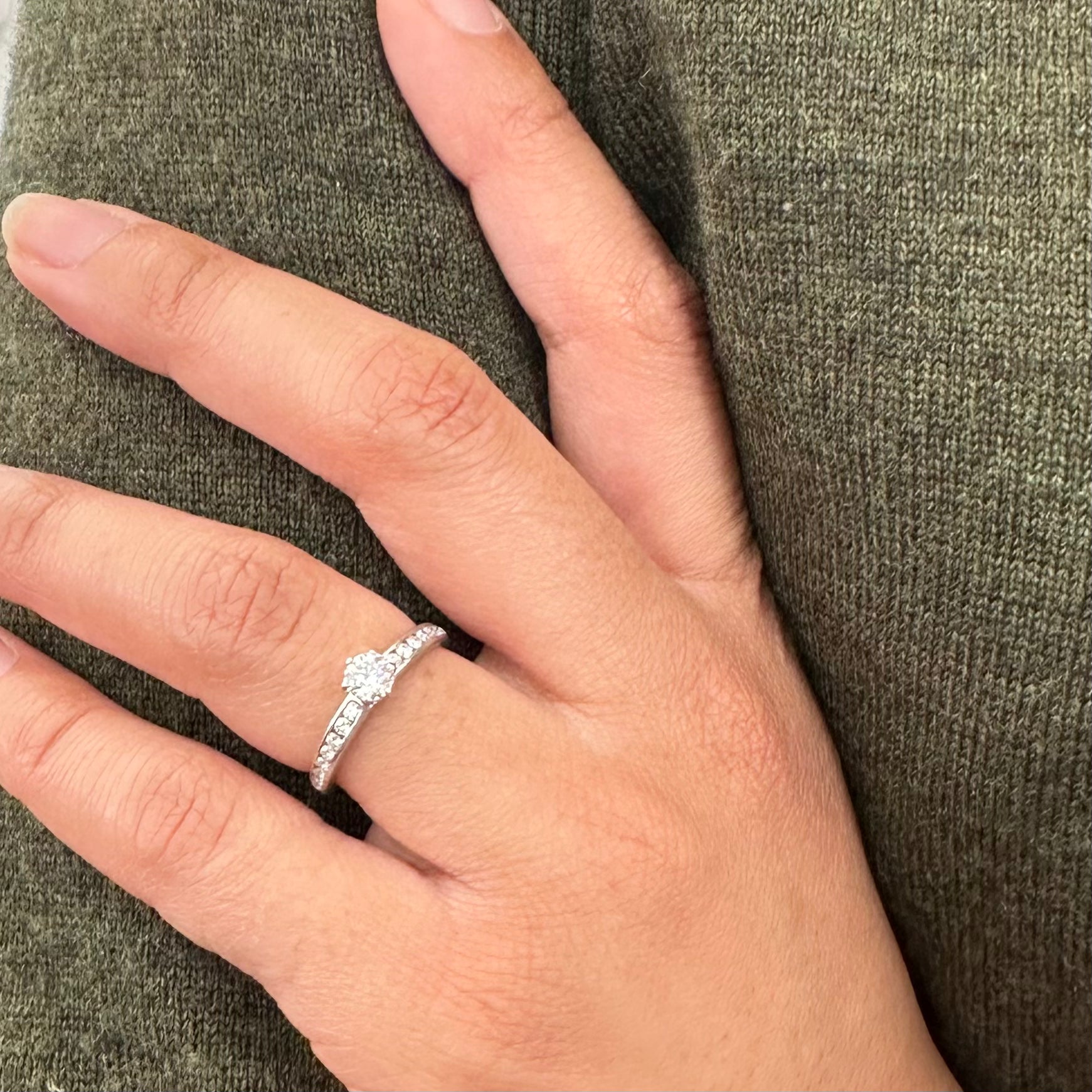 Bague Solitaire TIFFANY & CO. Setting en platine et diamants