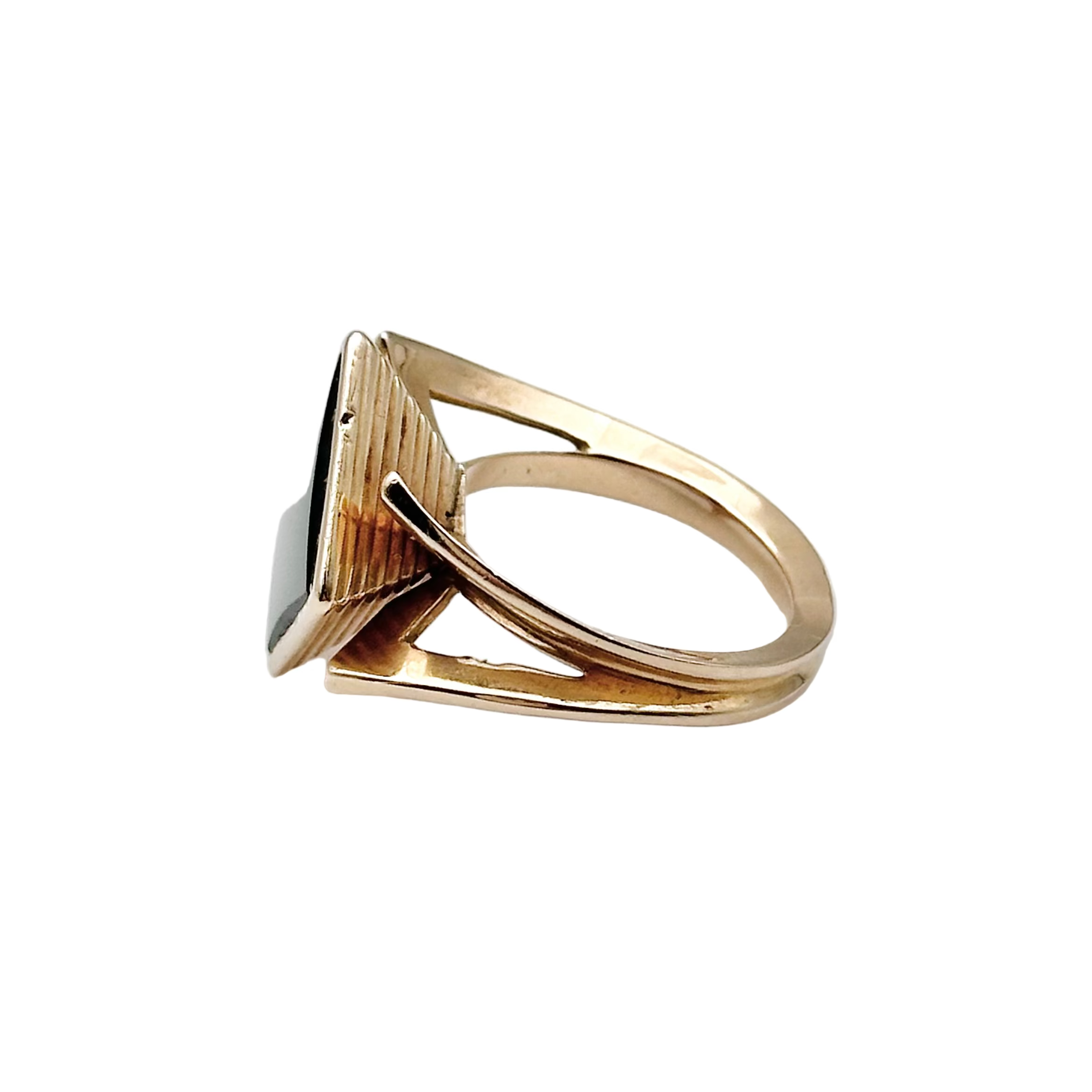 Bague Cocktail en or jaune et onyx