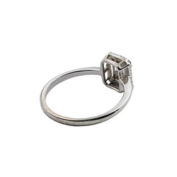 Bague en or blanc et diamants