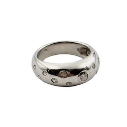 Bague jonc en or blanc et diamants