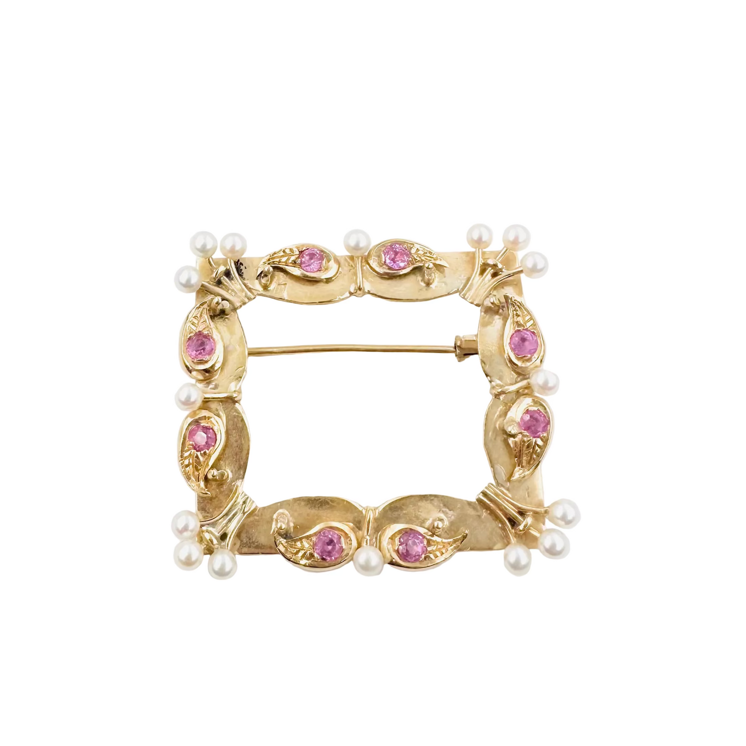 Broche en or jaune, rubis et perles