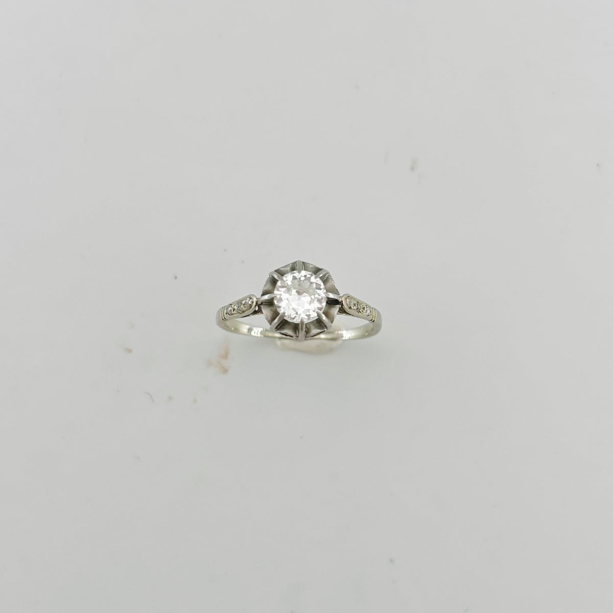 Bague Solitaire en or blanc, platine et diamants