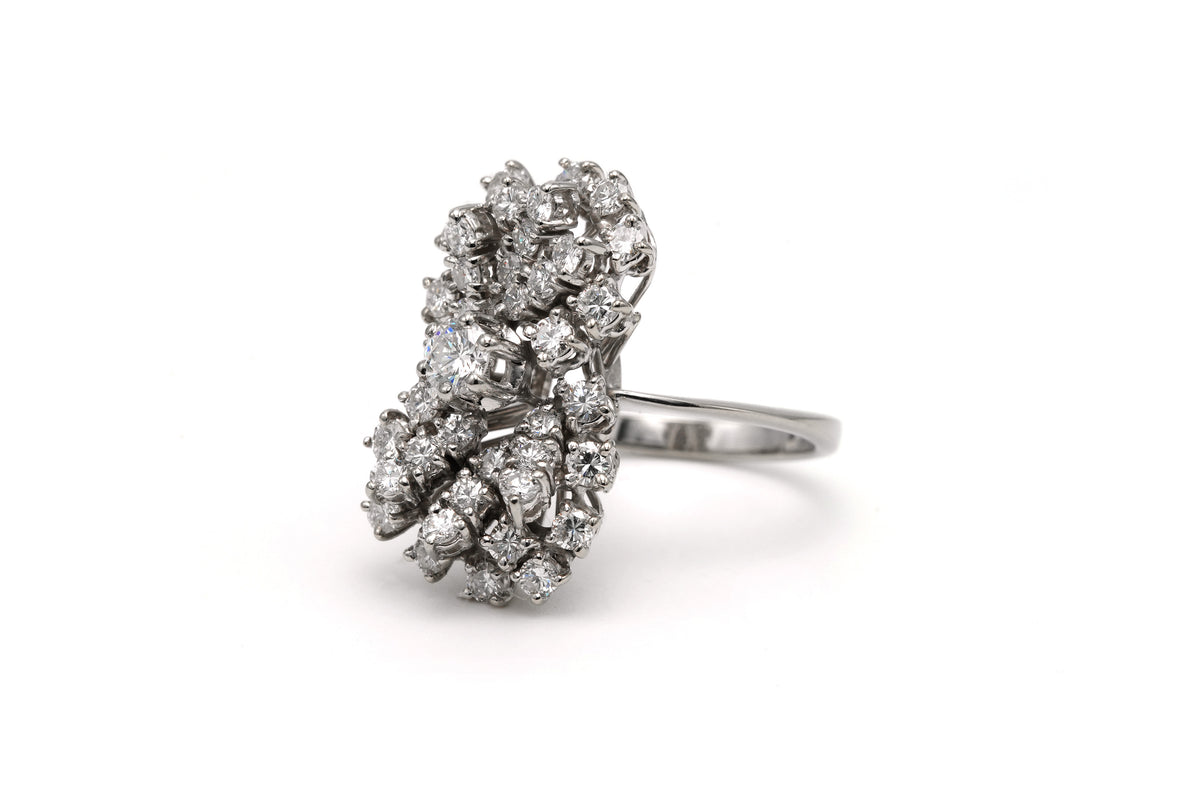 Bague en or blanc et diamants