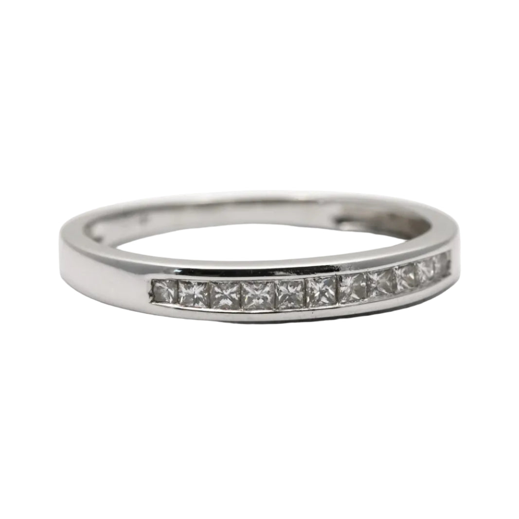Bague Alliance en or blanc et diamants