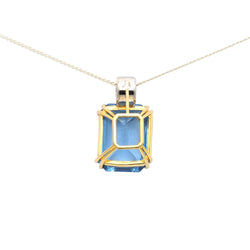 Pendentif en or jaune, topaze et diamants