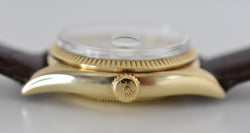 Montre ROLEX "Oyster Perpetual Date Ovettone" en or jaune et cuir
