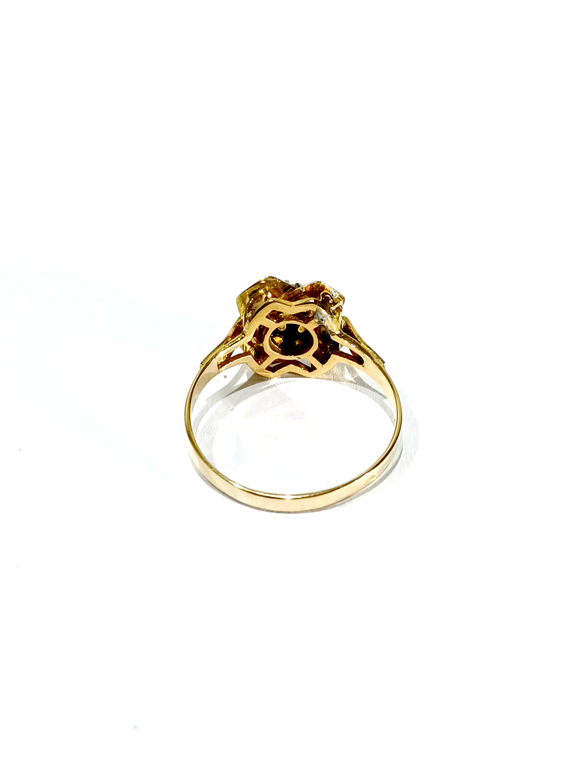 Bague en or rose et diamants