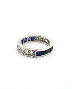 Bague Alliance en or blanc, saphirs et diamants