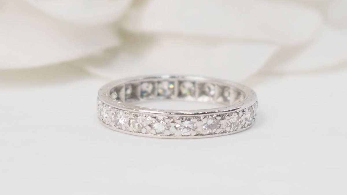 Alliance américaine en or blanc et diamants 0,90ct - Castafiore