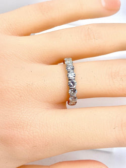 Alliance en or blanc 18 carats et platine, 18 diamants 2,70 carats - Castafiore