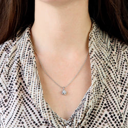 Pendentif en or blanc et diamant