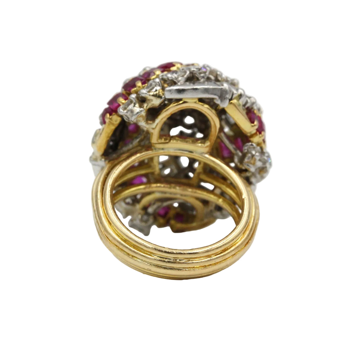 Bague Dôme en or jaune, platine, rubis et diamants