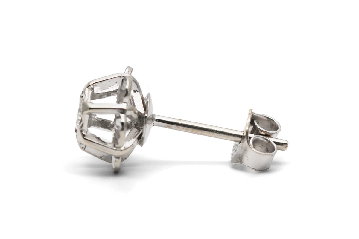 Boucles d'oreilles Puces en or blanc et diamants