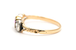 Bague Trilogie en or jaune, rubis et diamants