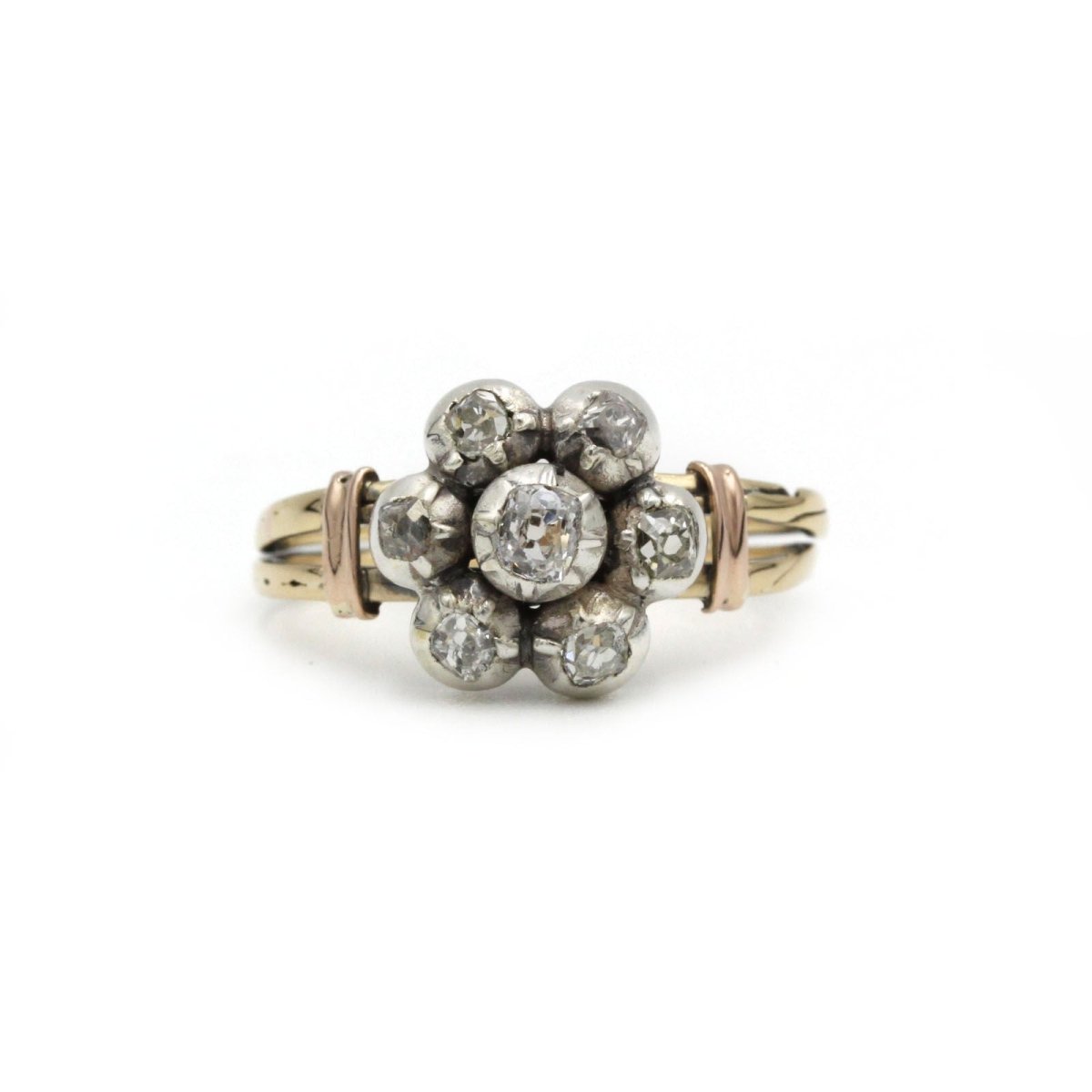 Bague 19eme or jaune 750 et 7 diamants tailles anciennes 0.50 carats total - Castafiore