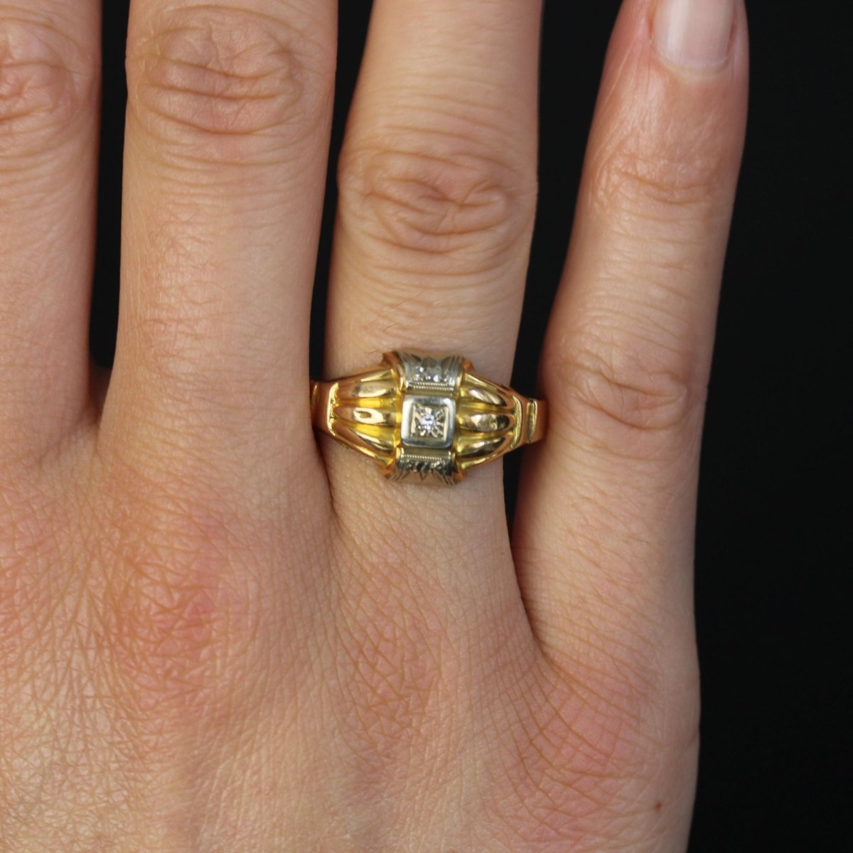 Bague 2 ors diamant motifs géométriques - Castafiore