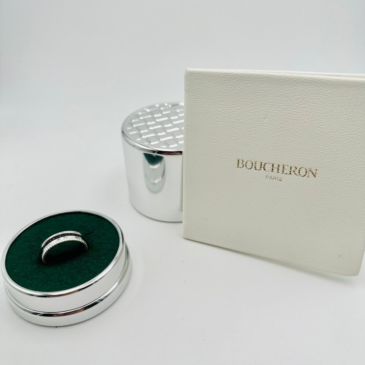 Bague Alliance BOUCHERON "Quatre Black Edition" en or blanc et PVD noir - Castafiore